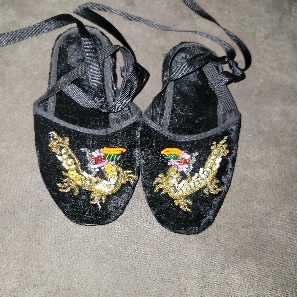 Vintage Hand Embroidered Beaded Chinese Oriental Baby Girl Slippers Shoes Size 2
